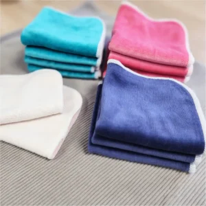 5 lingettes toilette intime 20×20 cm en bambou douces et délicates – Coloris au choix