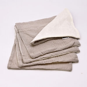 Grande lingette lavable – Gaze de coton et pulpe de bambou – Gris chaud
