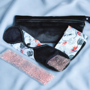 Accessoire de Fraîcheur Périnéale Inspiré du Bain Dérivatif (2 serviettes + 2 pads froids + 1 pochette)